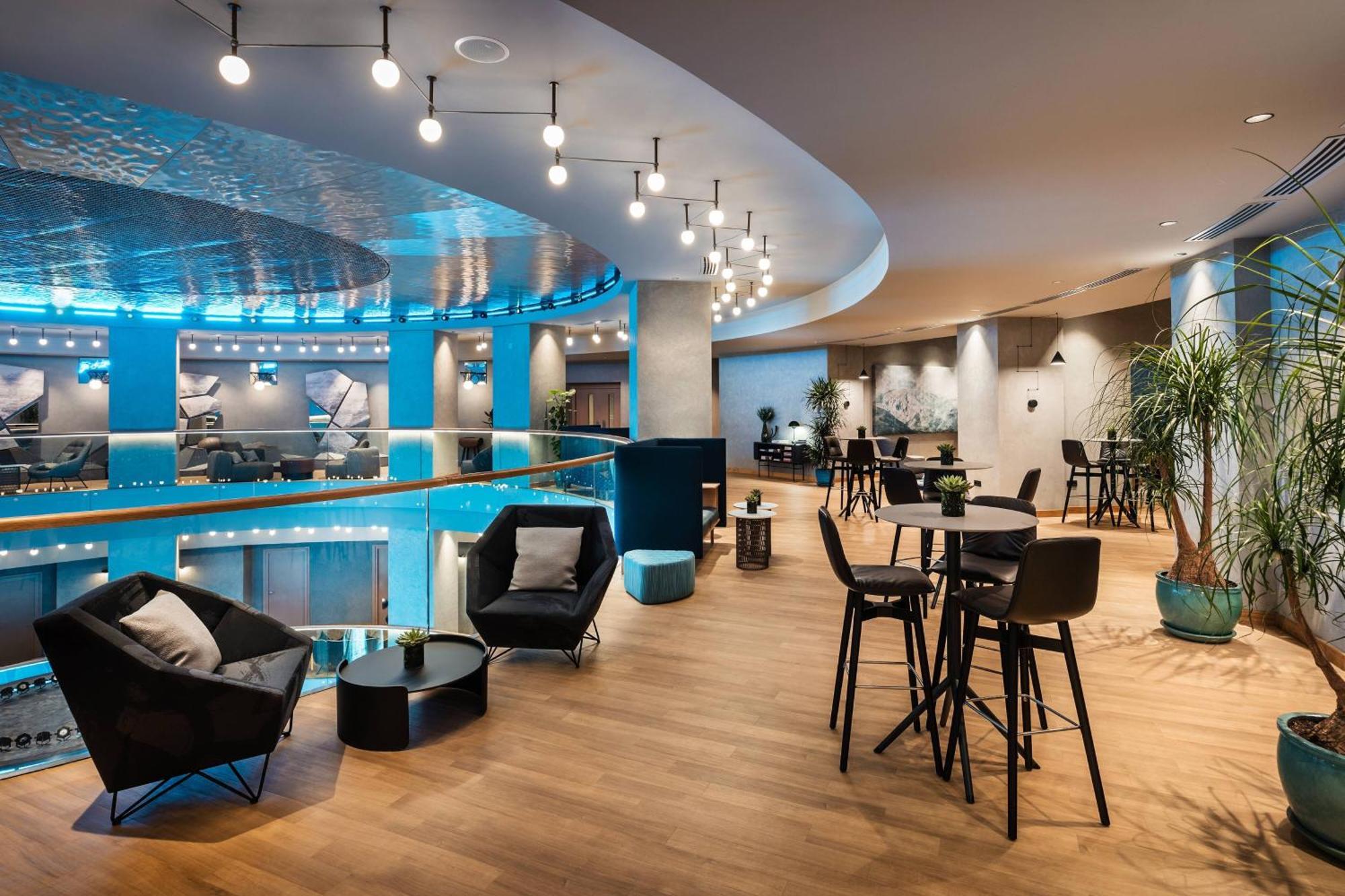 Hotel Courtyard By Marriott Baku