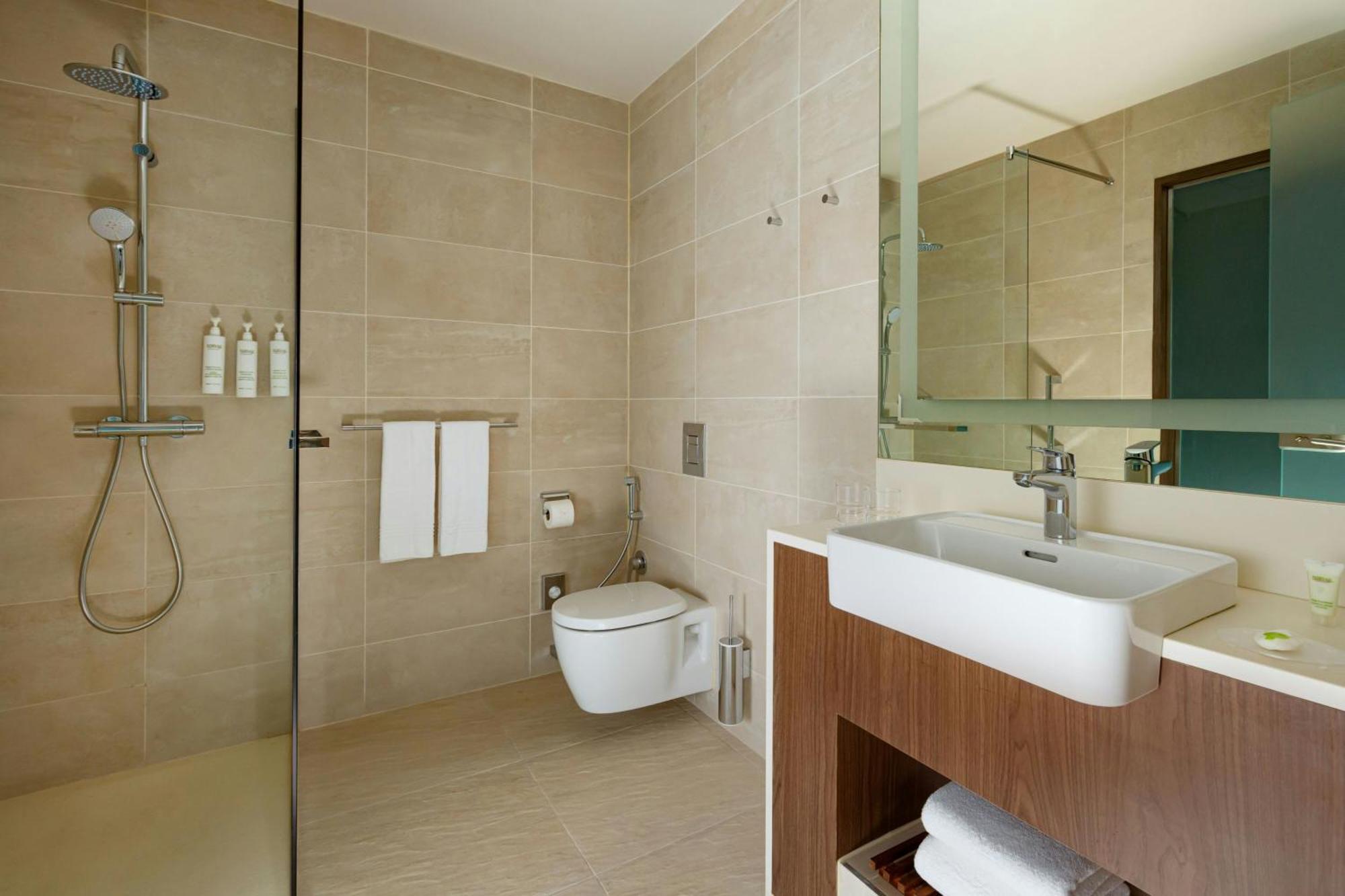 Hotel Courtyard By Marriott Baku